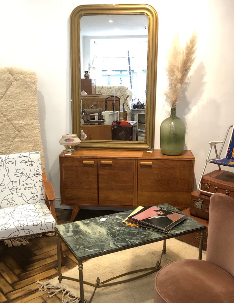 Vintage Dealer 1